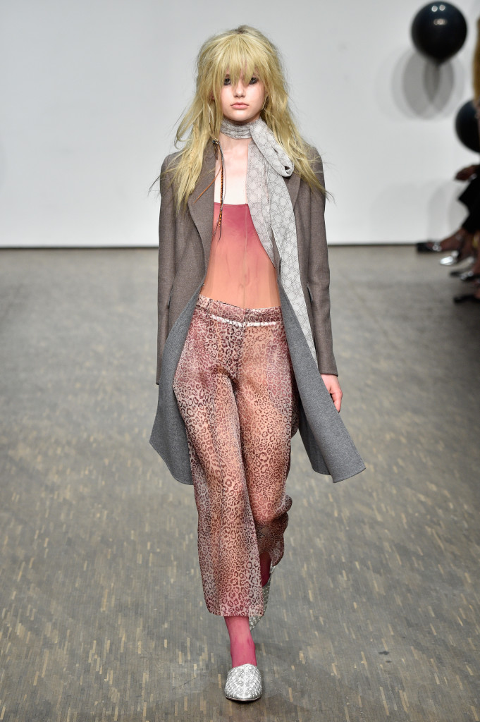 Dawid Tomaszewski Show - Mercedes-Benz Fashion Week Berlin Spring/Summer 2017